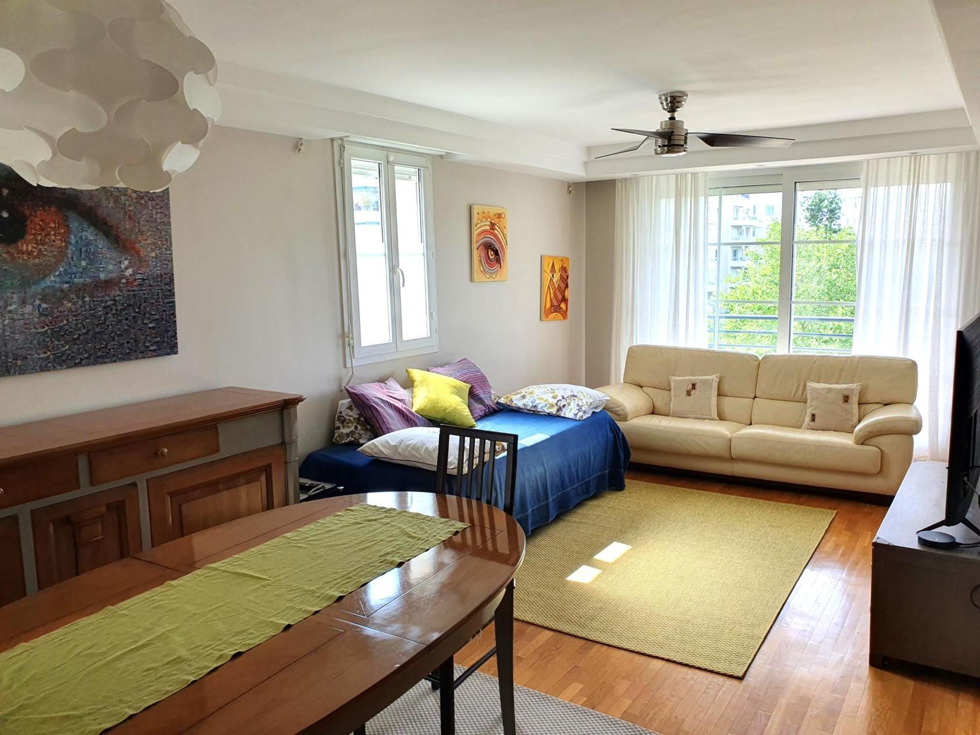 Appartement Residentiel Au Vert Et Au Frais Montigny-le-Bretonneux Exterior photo